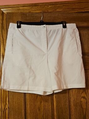 Karen Scott Women’s White Casual Elastic-Waist Shorts